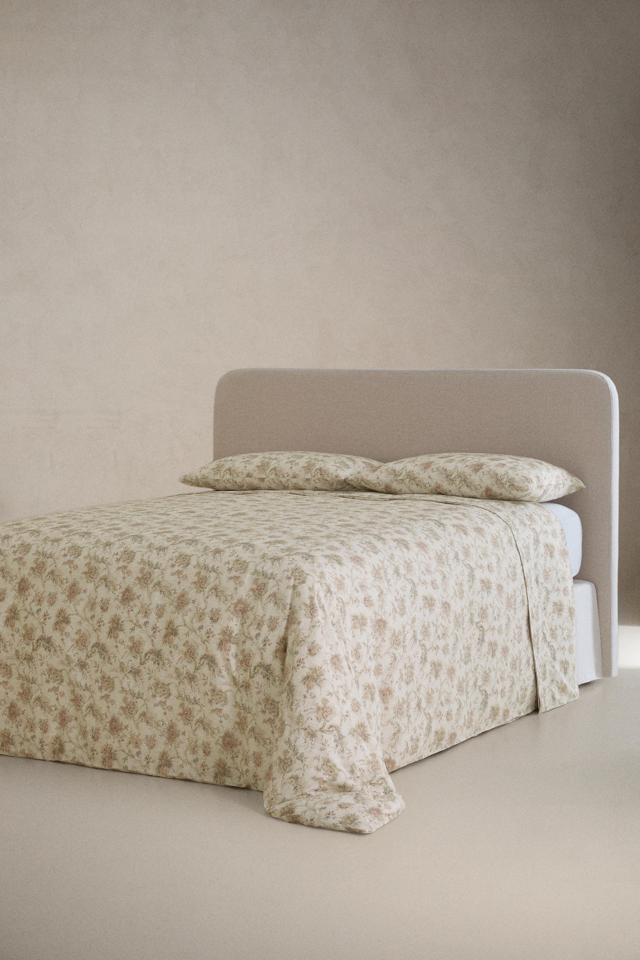 DRAP DE DESSUS FLEURS SATIN (300 FILS)